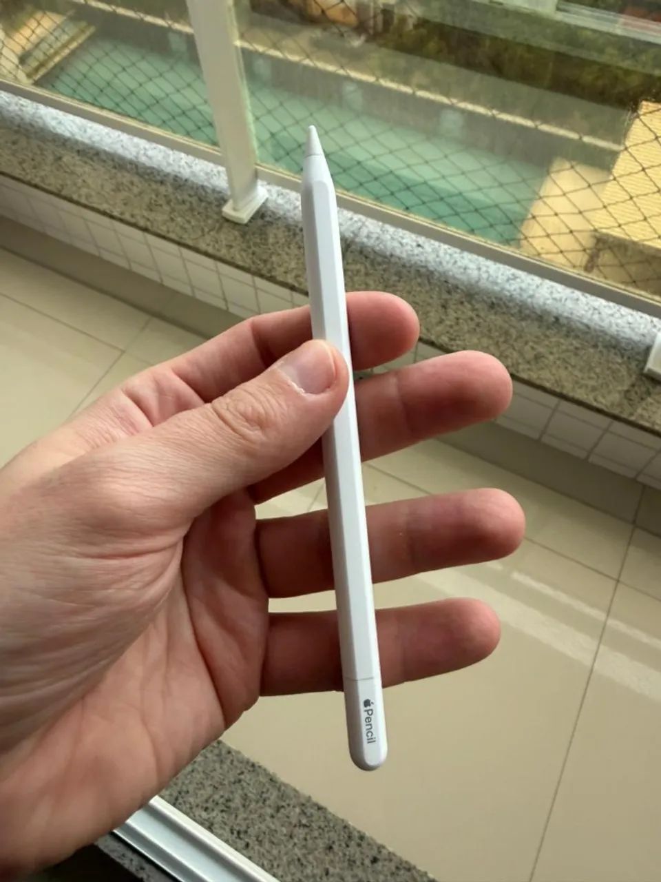 iPad mini 6 64GB Cinza Espacial + Apple Pencil USB-C - Bateria 97