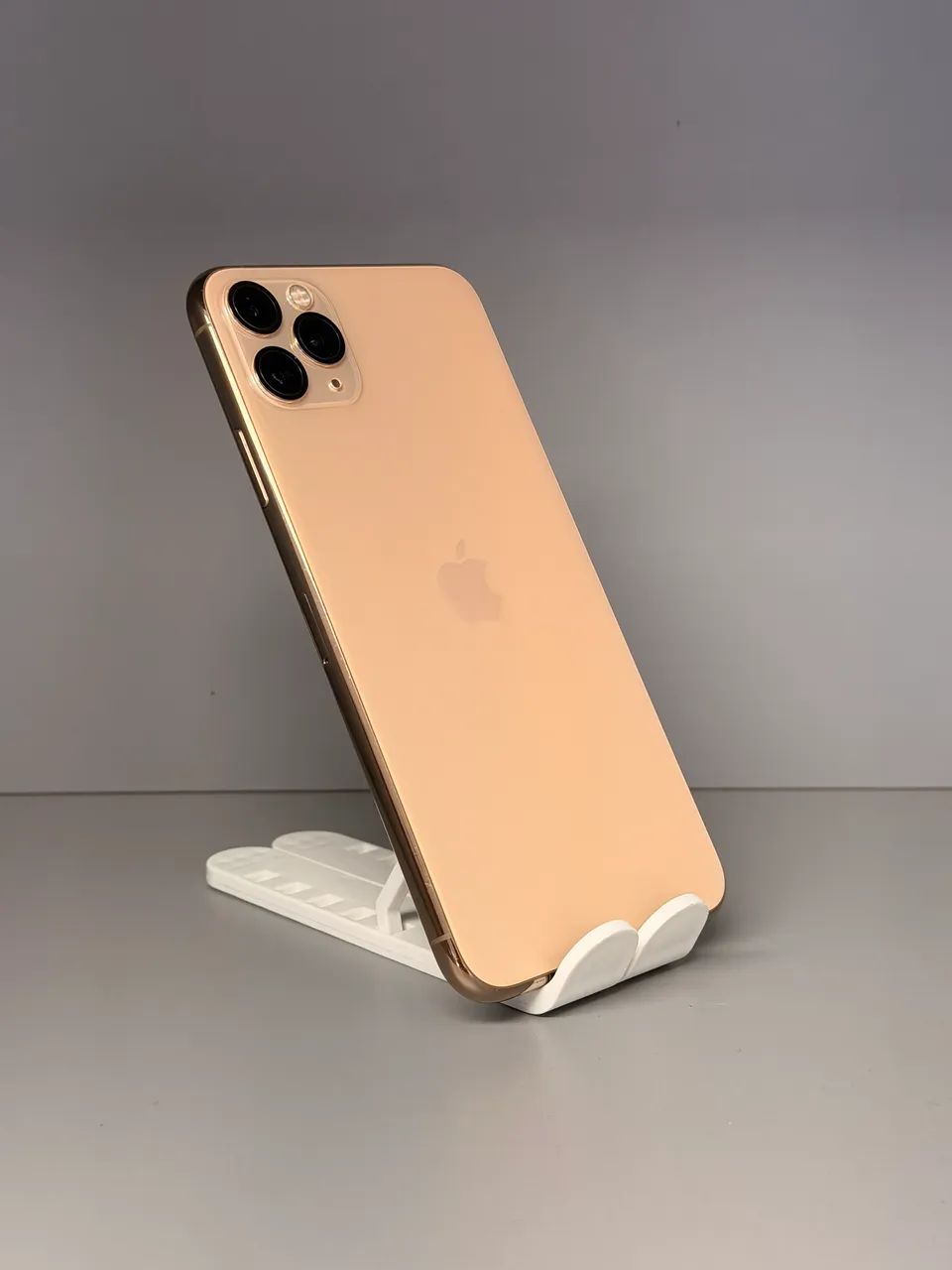 iPhone 11 Pro Max 64gb- Dourado - Celulares e Smartphones - Capão