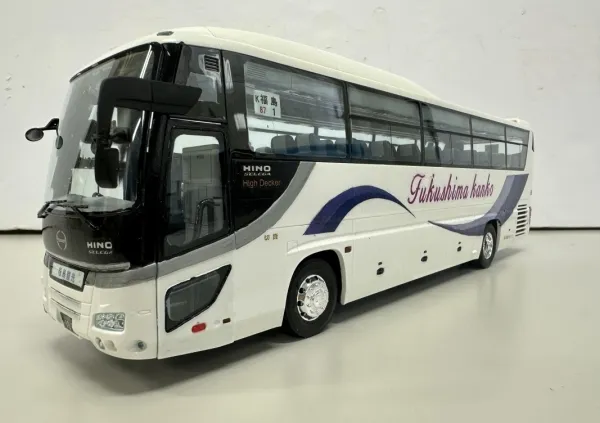 フジミ1/32いすゞガーラ 国際興業観光バス｜車・AUTO｜プラモデル