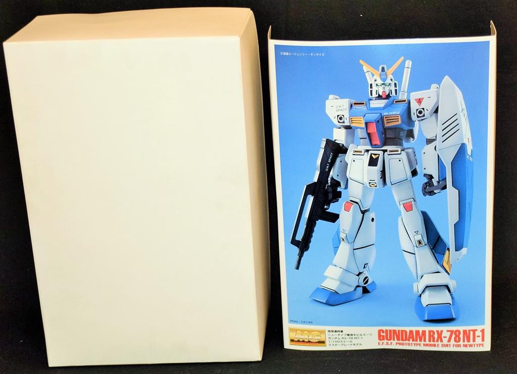 非売品 MG ガンダムNT-1ゴールドメッキVer.プラモデルコンテスト金賞