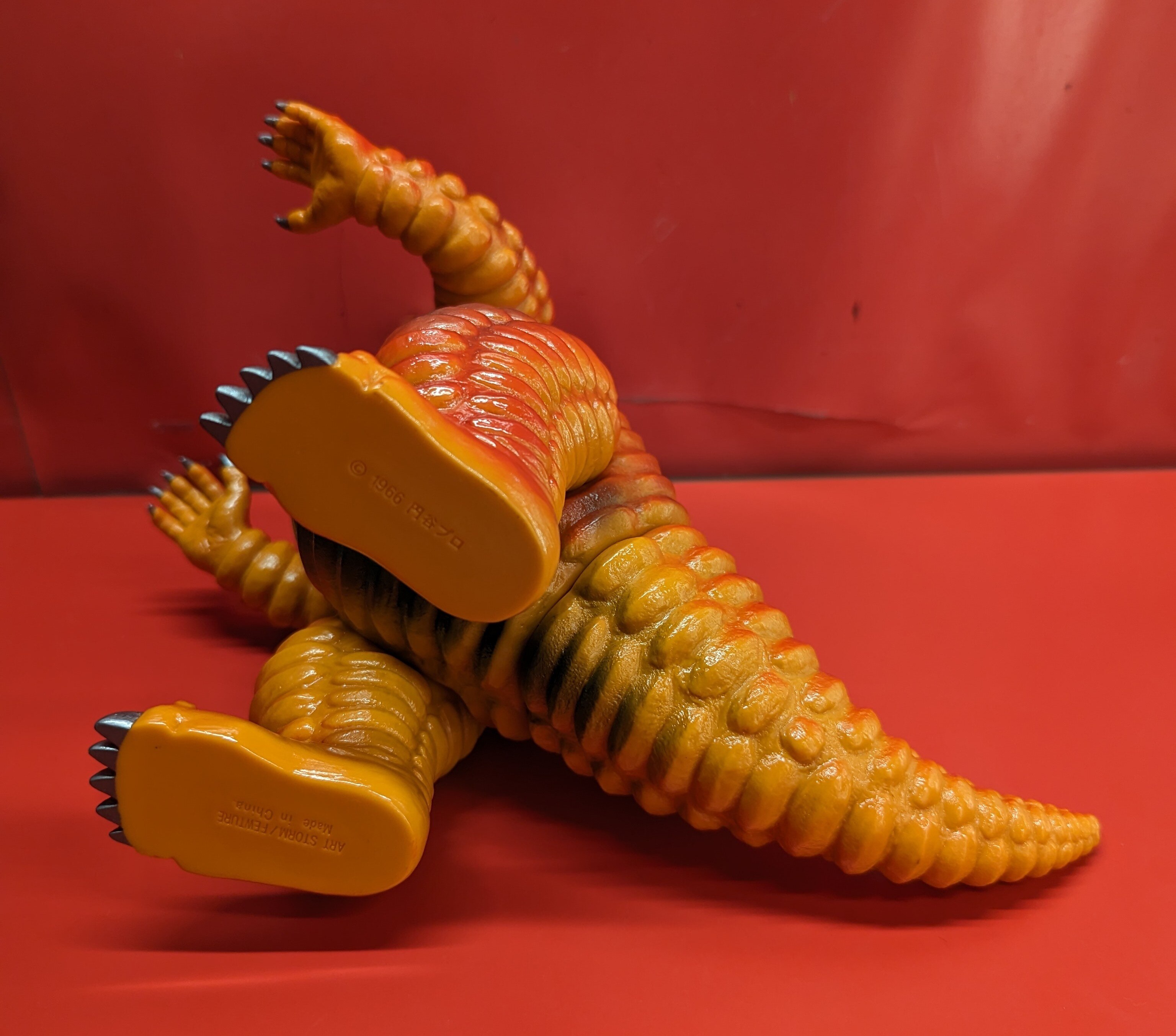 フューチャーモデルズ 楳図かずお版ウルトラマン レッドキング