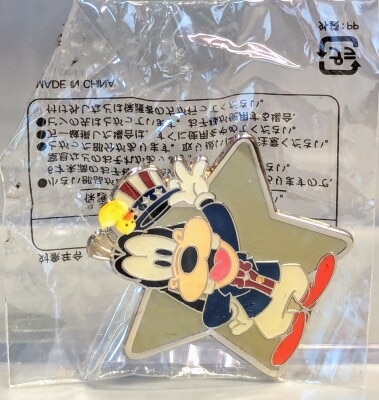 ディズニーリゾート☆ピンバッチ☆ミッキー☆ミニー☆チップ&ディール