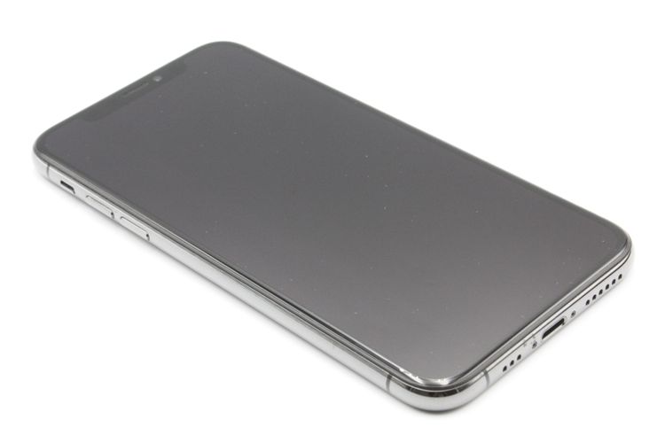 iPhone XS（au） 商品一覧｜ムスビー【中古スマホ・中古タブレット専門