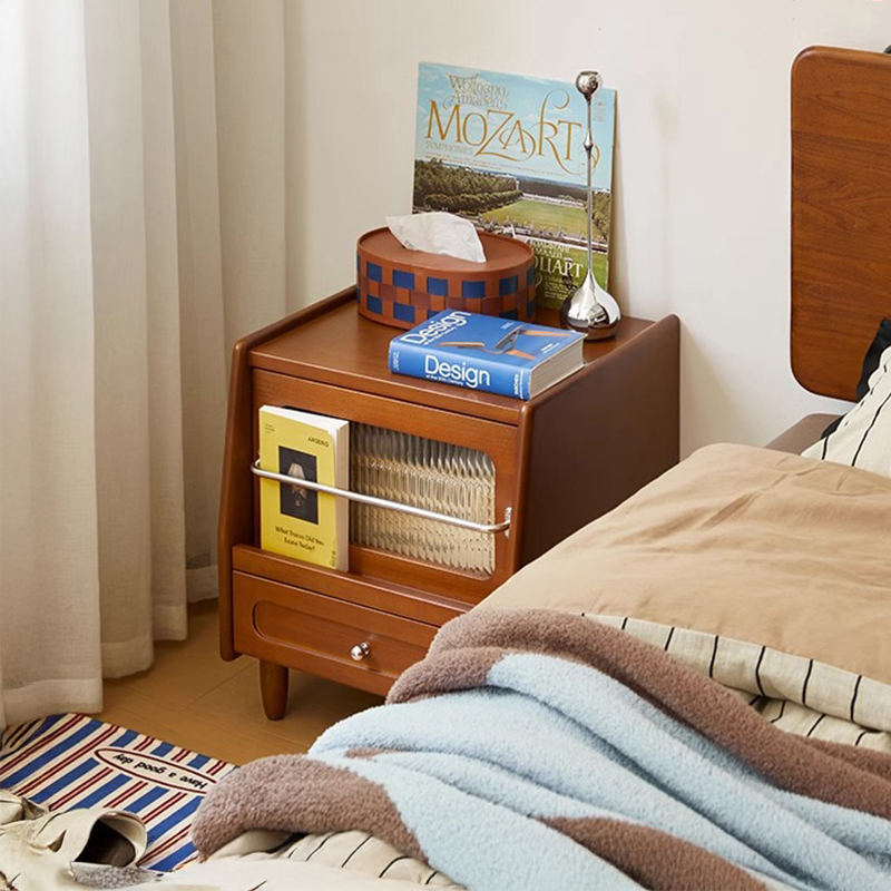 ツゲ材 リブガラスレトロ調ベッドサイドテーブル | ヴィンテージな