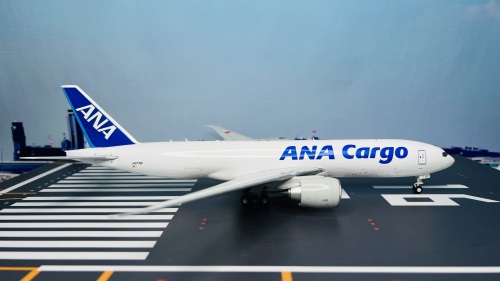 XX20294 ANA 全日空Boeing 777-200LRF JA771F 货机JC Wings 1:200