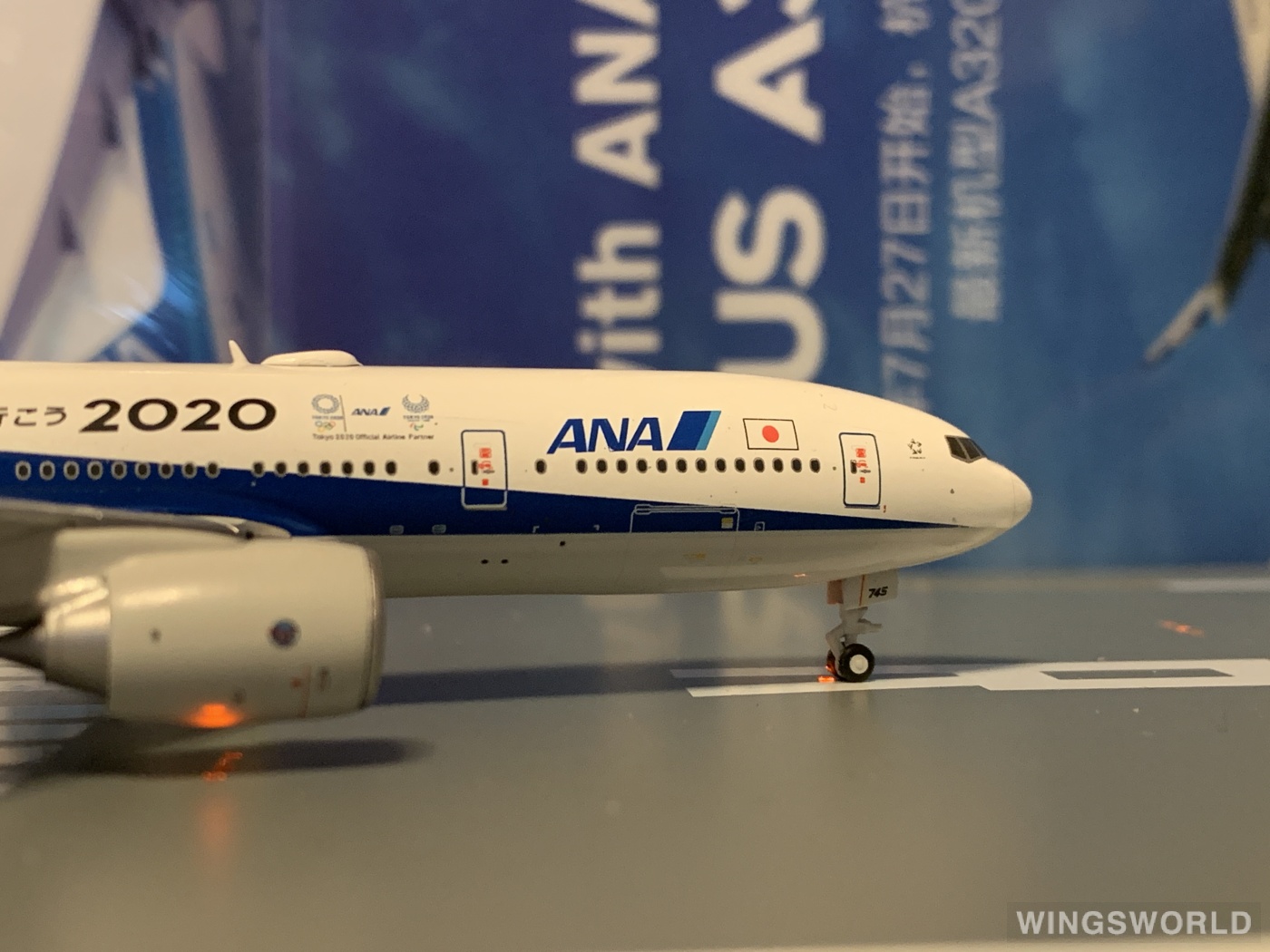 JC Wings 1:400 Boeing 777-200 ANA 全日空EW4772003 JA745A 的照片