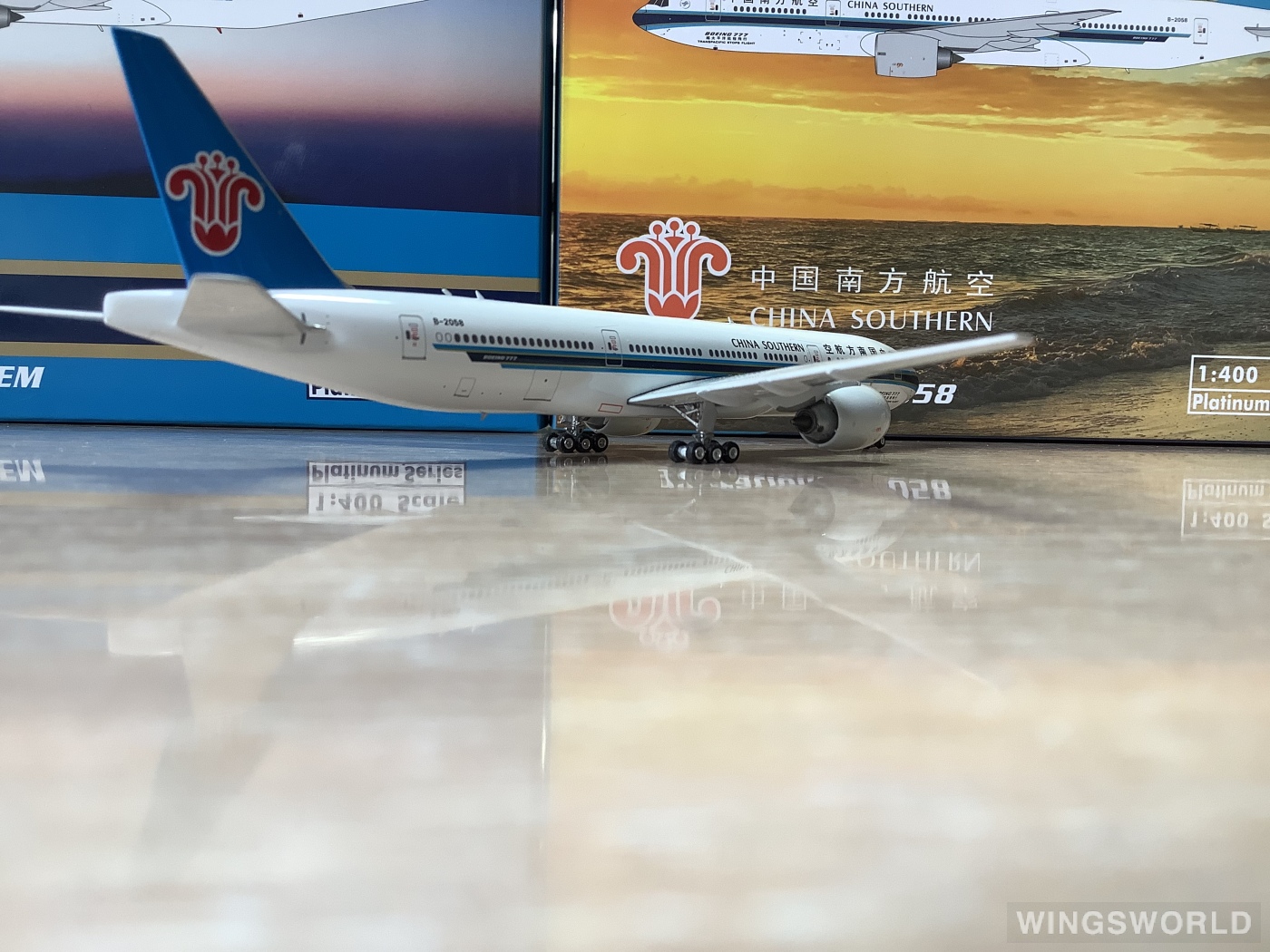 Phoenix 1:400 Boeing 777-200 China Southern 中国南方航空PH11680 B