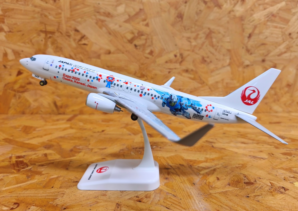 1/130 Boeing 737-800 (JA343J) Japan Airlines (JAL) X Gundam 2025