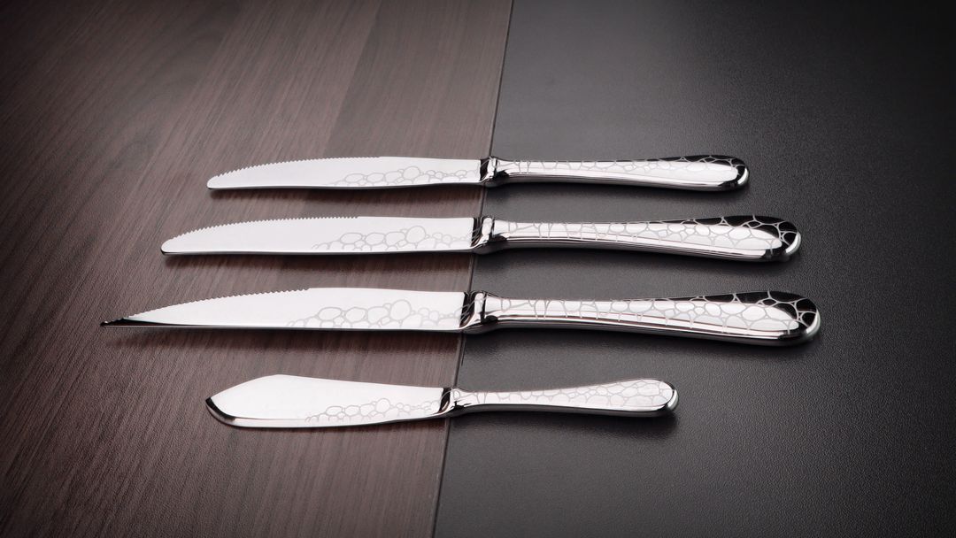 マスターバターナイフとバタースプレッダーの差別化 |充実したカトラリー