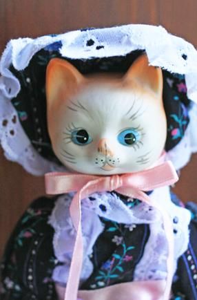 猫のビスクドール ネイビーワンピース＆ボンネット ヴィンテージ