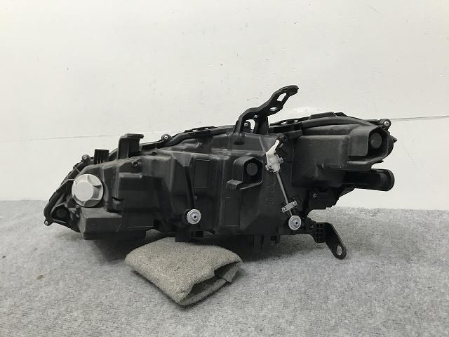 クラウン/ハイブリッド/RS/G ARS220/AZSH20/AZSH21 純正 右 ヘッド