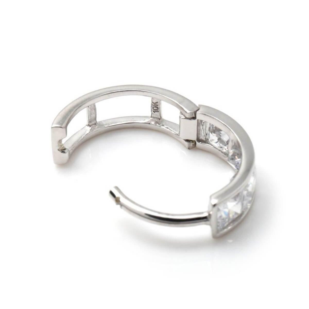 10K ホワイトゴールド ピアス 11mm - AVALANCHE OFFICIAL STORE