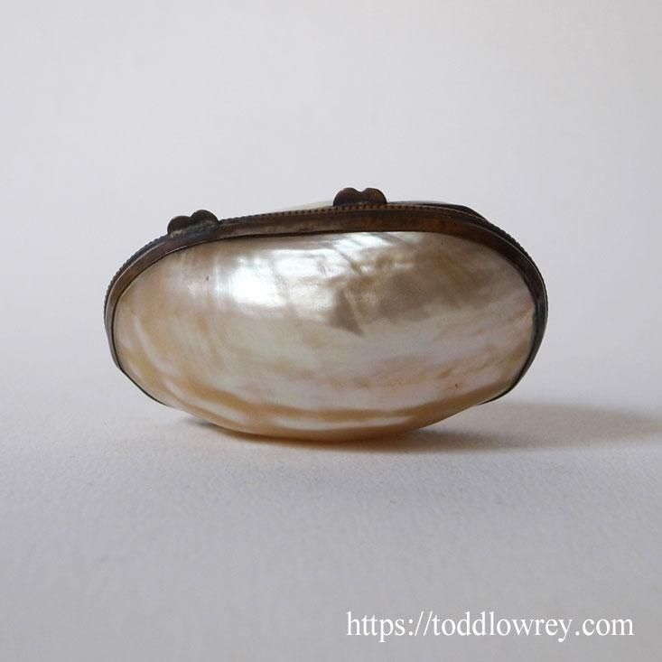 真珠色の貝のケース/ Antique MOP Rosary Case - Todd Lowrey Antiques