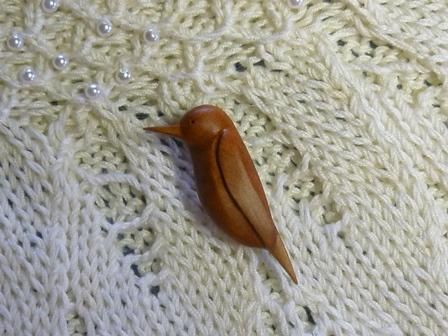 カワセミのブローチ ～鳥の図鑑シリーズ～ - 七曜工房 nanayoukoubou