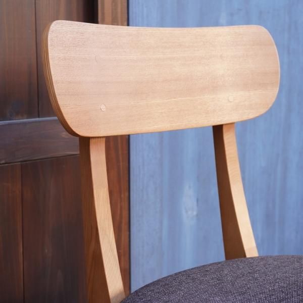 unico(ウニコ)のFIX(フィックス)シリーズのダイニングチェアー2脚