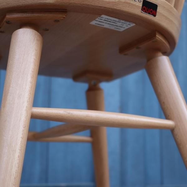 QUON(クオン)取り扱い、ポーランドのチェアメーカーFAMEG(ファーメグ