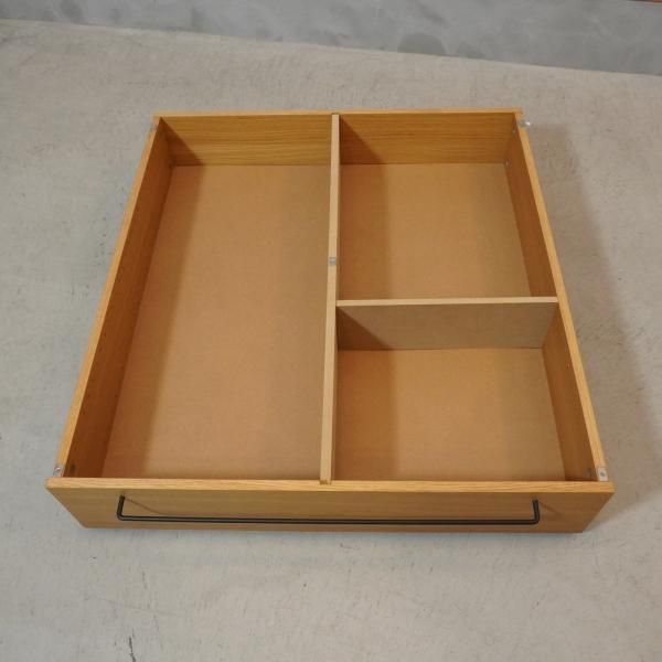 無印良品(MUJI)のオーク材 ベッドフレーム下収納引き出しです。ベッド