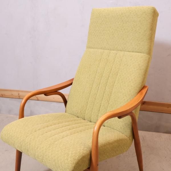 unico(ウニコ)取扱い、DOZE(ドゥーゼ)ハイバックチェアです。チェコの