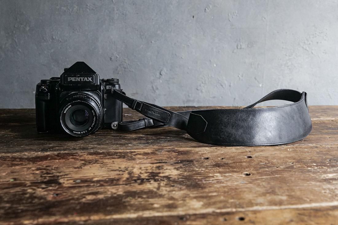 ショルダーカメラストラップ 「カシェ・バナーヌ」PENTAX67モデル - kisou