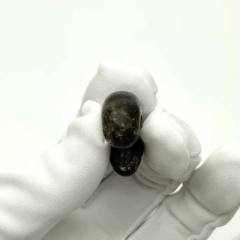 岐阜県蛭川産 黒水晶 勾玉 】 日本産 モリオン クォーツ quartz 天然石