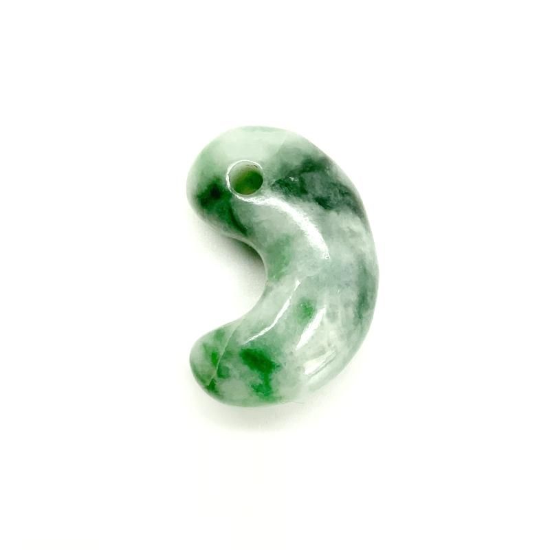 糸魚川翡翠 勾玉 巴型 】 国産 天然石 糸魚川産翡翠 ひすい ヒスイ