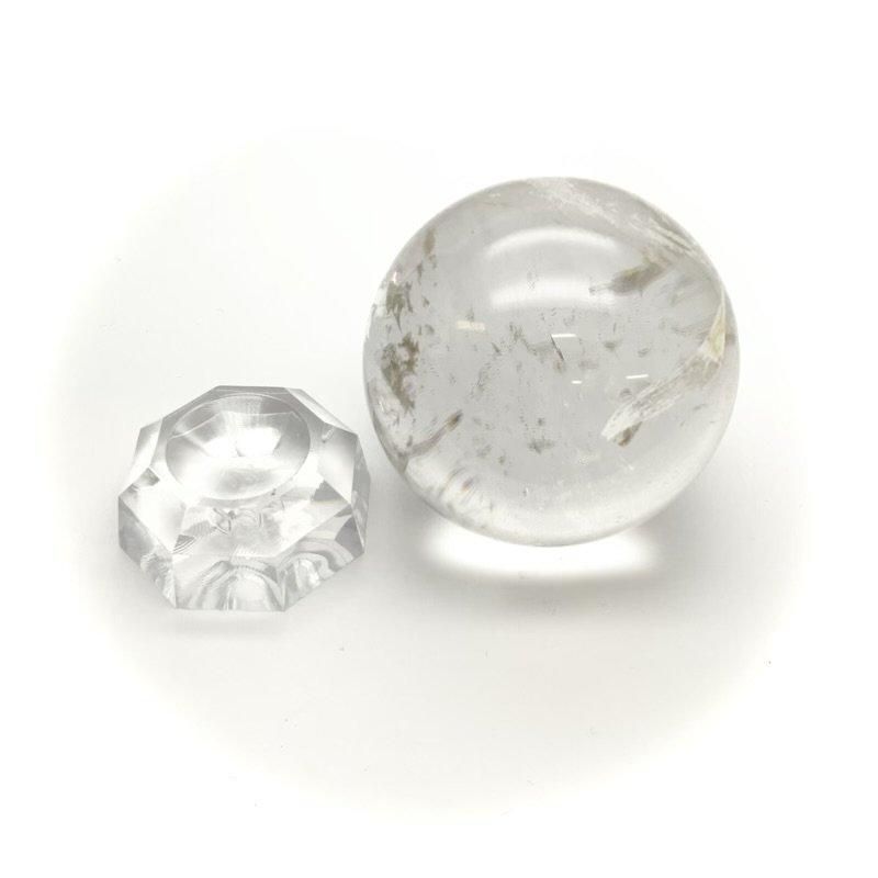 天然水晶(ライモナイト入り) 丸玉 台付き 】 オーロラクォーツ ライ