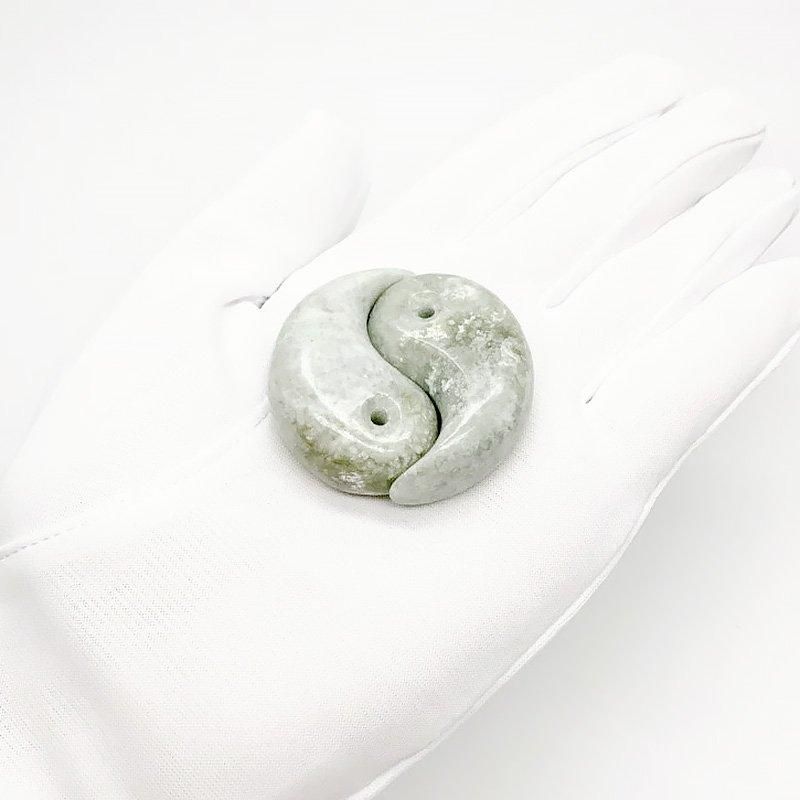 糸魚川翡翠 陰陽勾玉 巴型】 | めのうの店川島【公式通販】創業明治10年