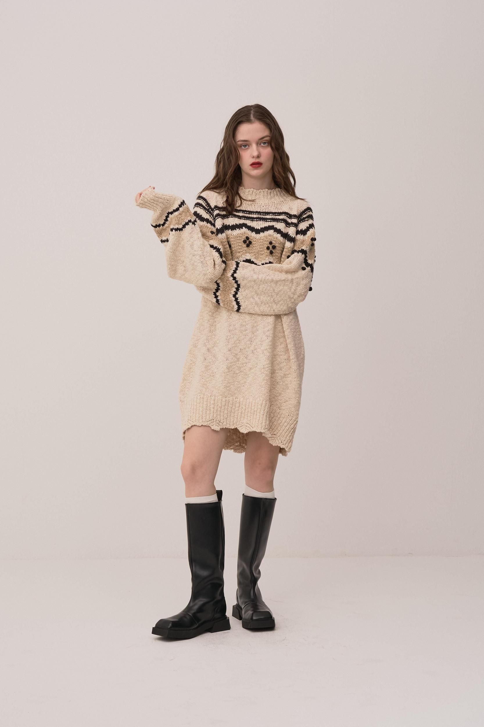 ウェーブラインニットワンピース（IVORY） - PINUE