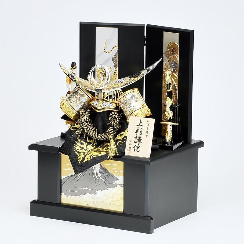 貴翔作 8号透龍上杉謙信兜 | 収納飾りセット - 福田屋人形店のネットストア