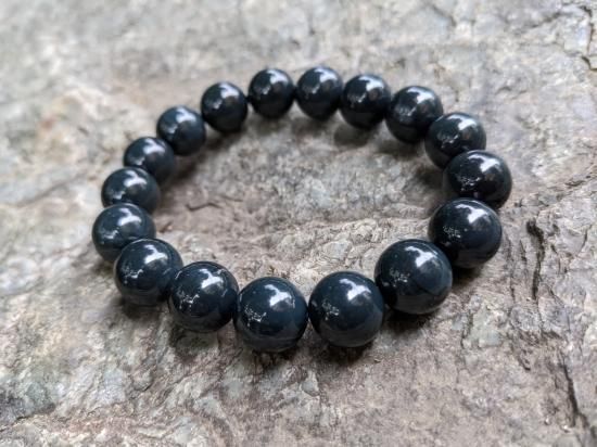 北の大自然で育まれた鉱石！！ 北海道旭川市産『神居古潭』（角閃石