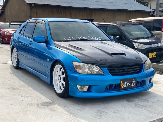 トヨタ アルテッツァ 2.0 RS200 Zエディション ボンネット オグラ