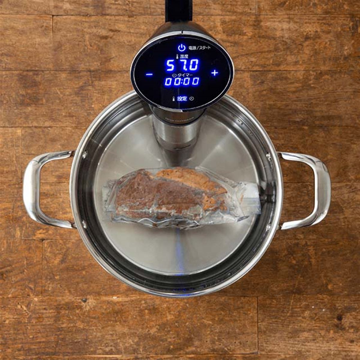 アイリスオーヤマ、税別14,800円の低温調理器「LTC-01」 - 価格.com