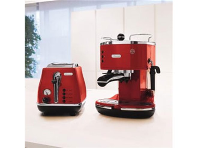 デロンギ、レトロなポップアップトースターに新色を追加 - 価格.com