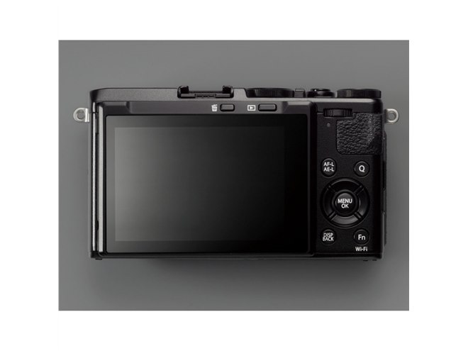 富士フイルム、F2.8/28mm相当レンズ搭載のAPS-Cコンデジ「X70」 - 価格.com