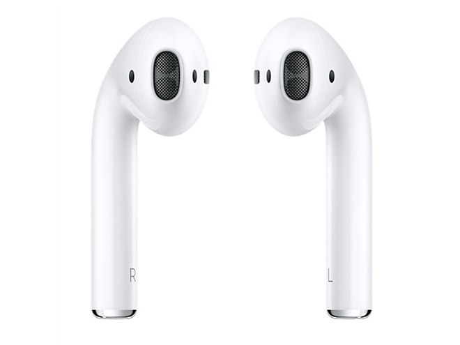 アップル、Bluetoothワイヤレスイヤホン「AirPods」の発売を開始