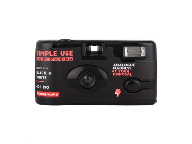 ロモ、独創的な撮影も楽しめるフィルムカメラ「Simple Use Film Camera