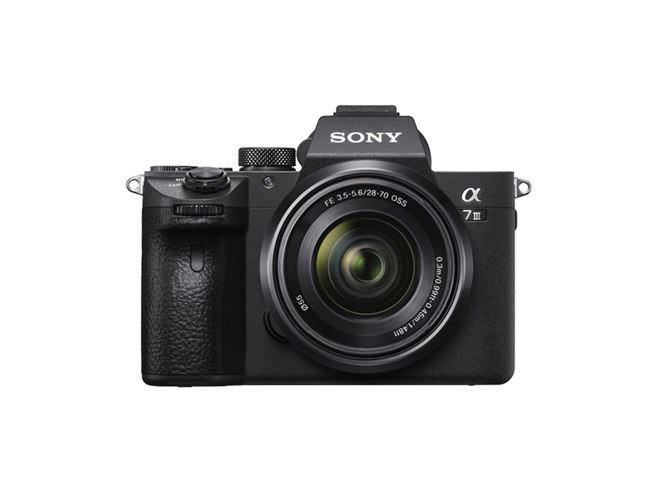 ソニー、35mmフルサイズミラーレスの“ベーシックモデル”「α7 III