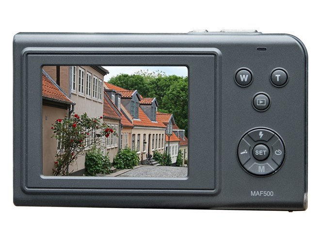 9,790円、デジタル4倍ズームに対応したコンパクトデジカメ「movio