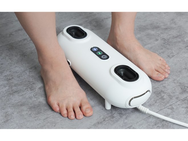 サンコー、省スペースなまたがる扇風機「またせん MTGR25AWH」 - 価格.com