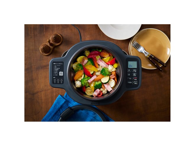 アイリスオーヤマ、内なべが自動回転する「自動かくはん式調理機 CHEF