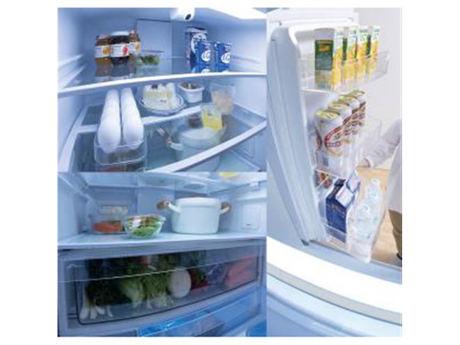 アイリスオーヤマ、大容量171L冷凍室を備えた庫内カメラ付き大型冷蔵庫