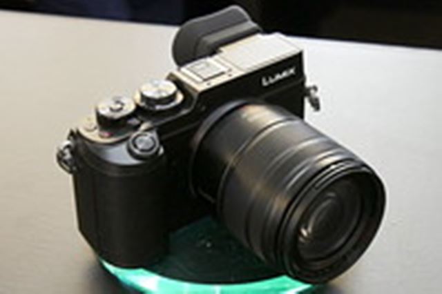 パナソニック LUMIX DMC-GX8-S ボディ [シルバー] 価格比較 - 価格.com