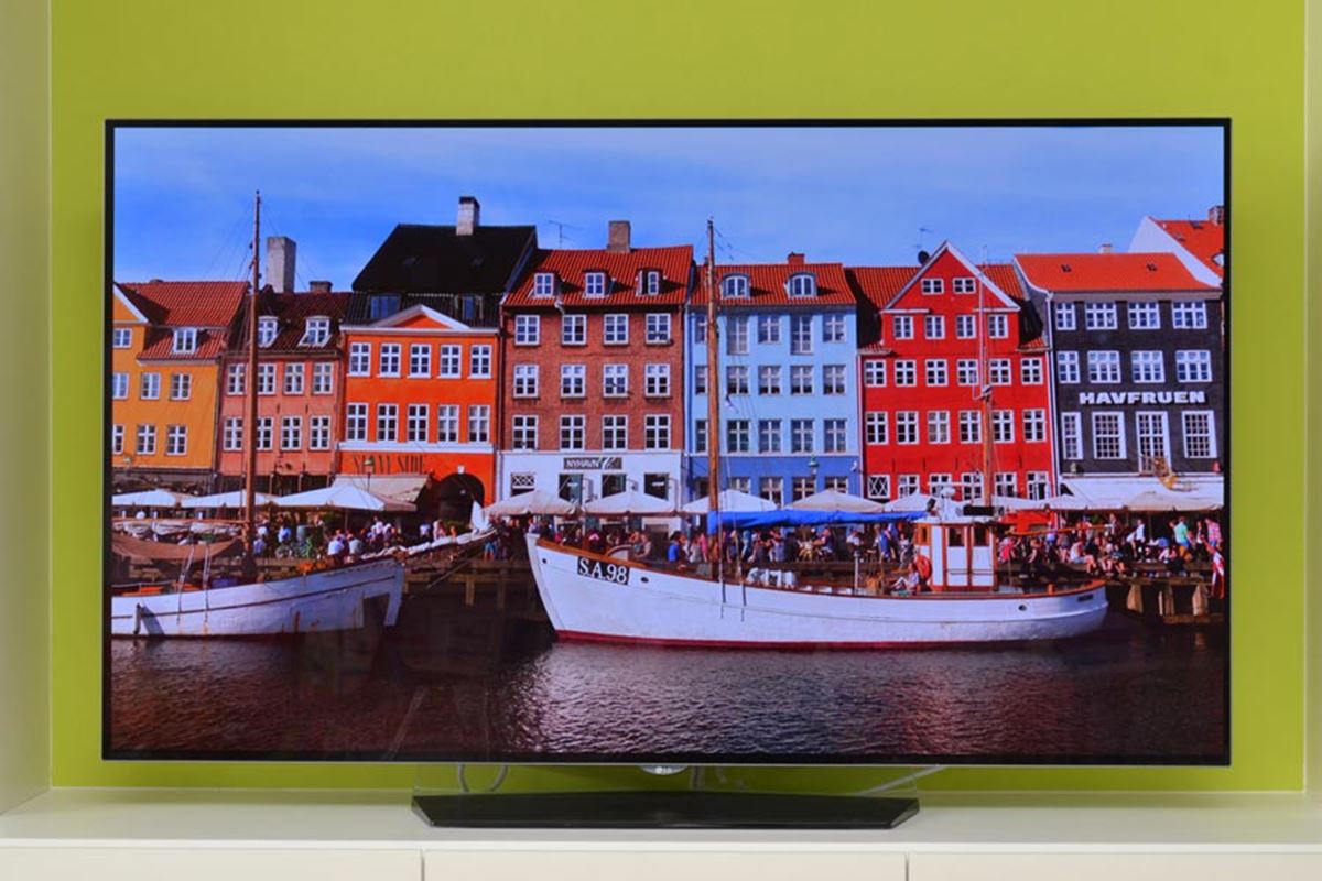 今こそ買い時!? 20万円台で手に入るLGの有機ELテレビ「OLED55B6P