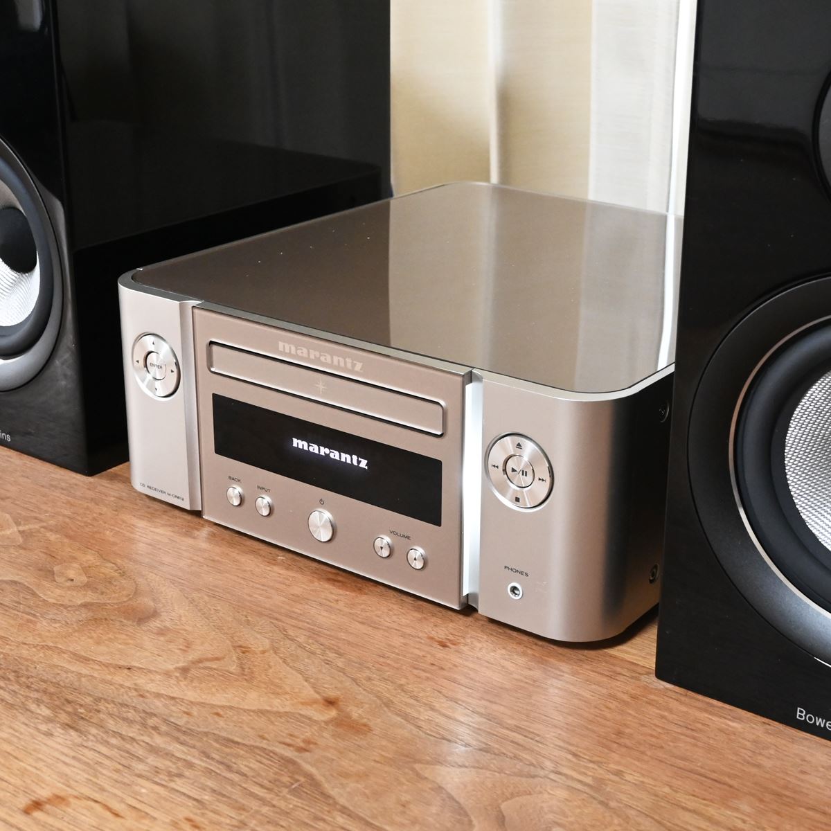 多機能だけじゃない！音質へのこだわりがすごいマランツのミニコンポ
