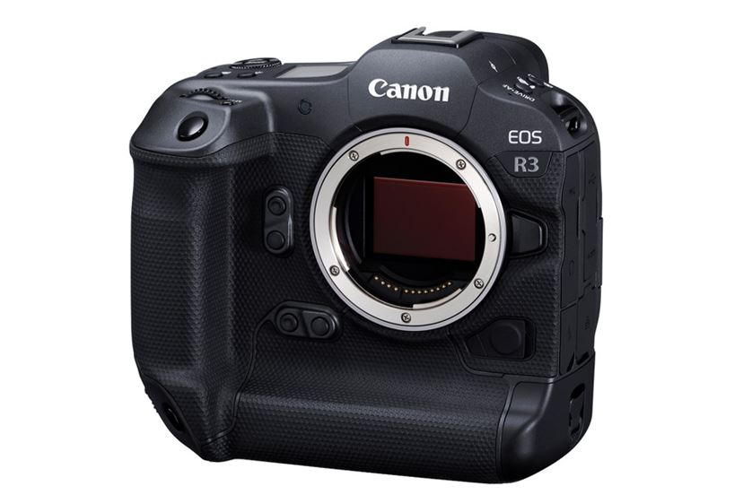 キャッチコピーは「無双。」 超高性能フルサイズミラーレス「EOS R3