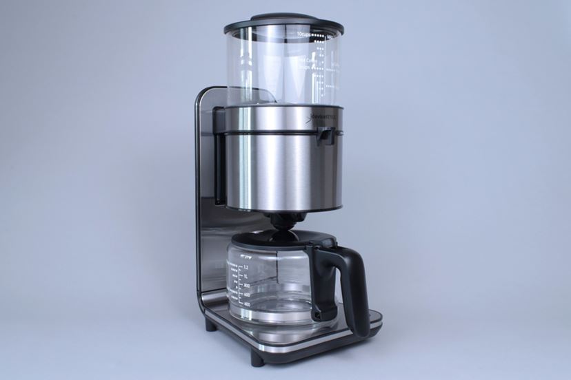 ハンドドリップの基本動作を徹底再現!? デバイスタイルのコーヒー