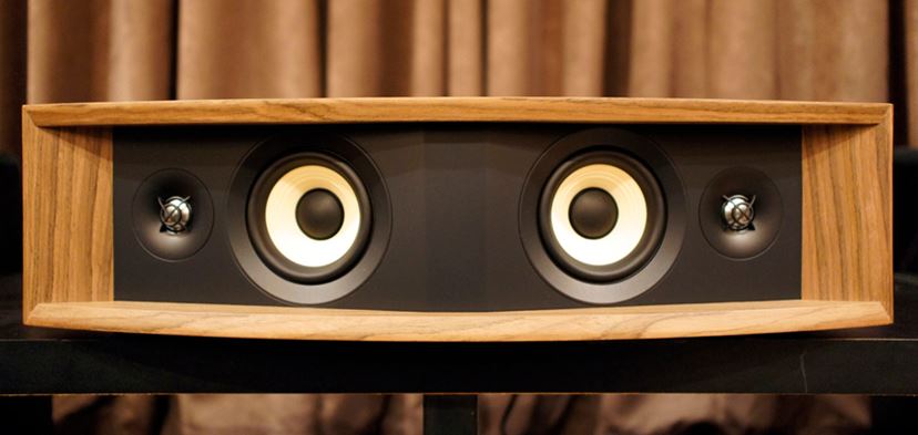 おしゃれサウンドバー的に使える!? JBLの全部入りスピーカー「L42ms