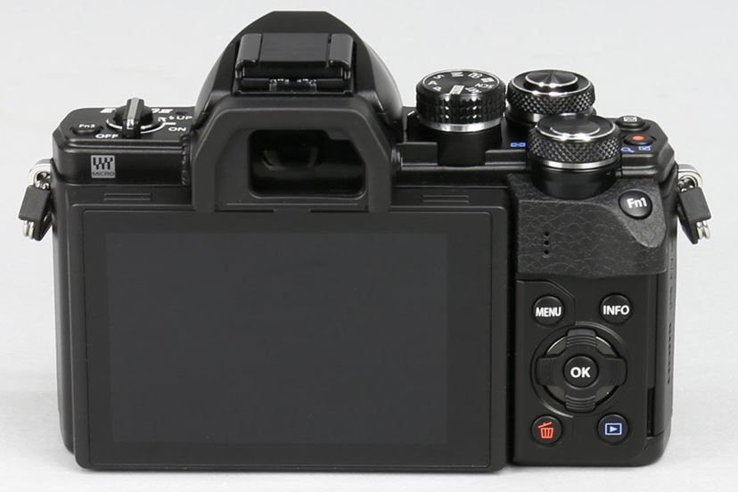 さらなる進化を遂げたOM-Dのエントリーモデル、オリンパス「OM-D E-M10