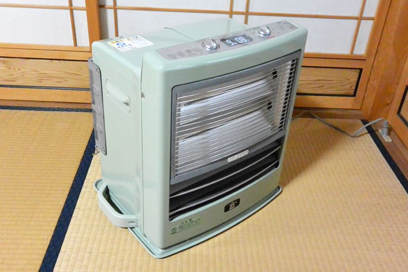 0.2秒であったか！ アラジンの“ハイブリッド”石油ファンヒーターが快適