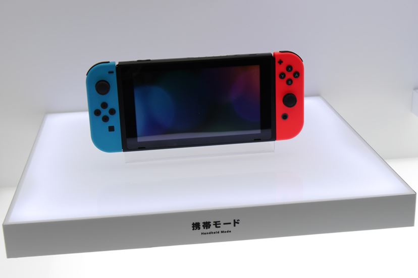 Nintendo Switch」の全容が明らかに！ 価格は29,980円（税別）で3月3日
